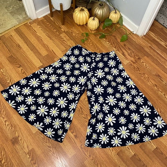 Cato High-Rise Super wide leg Daisy print Pull-on Navy/white pant women’s PXL - Picture 2 of 10